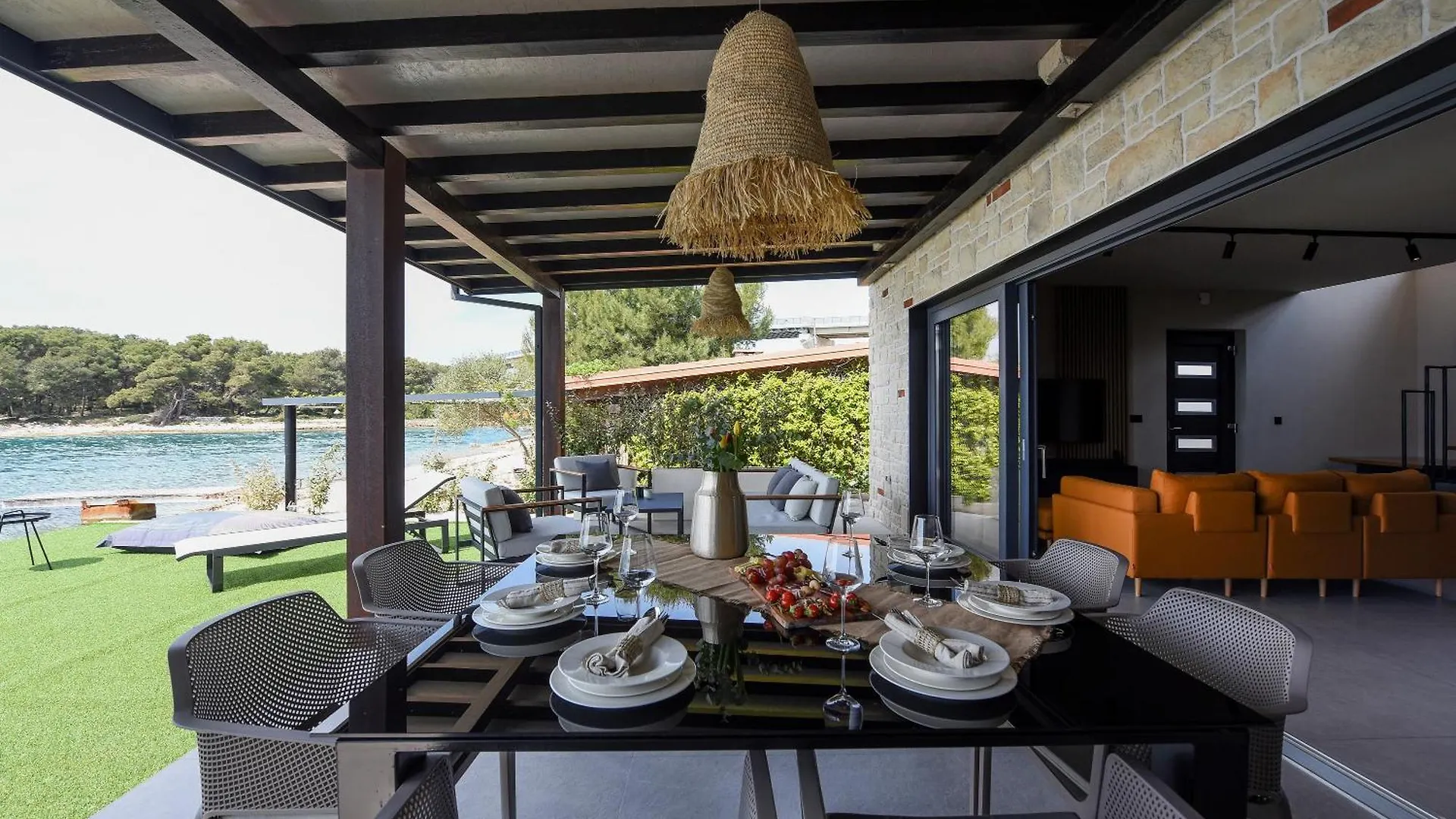 New Luxury Feel Good House By The Sea Villa Zdrelac
