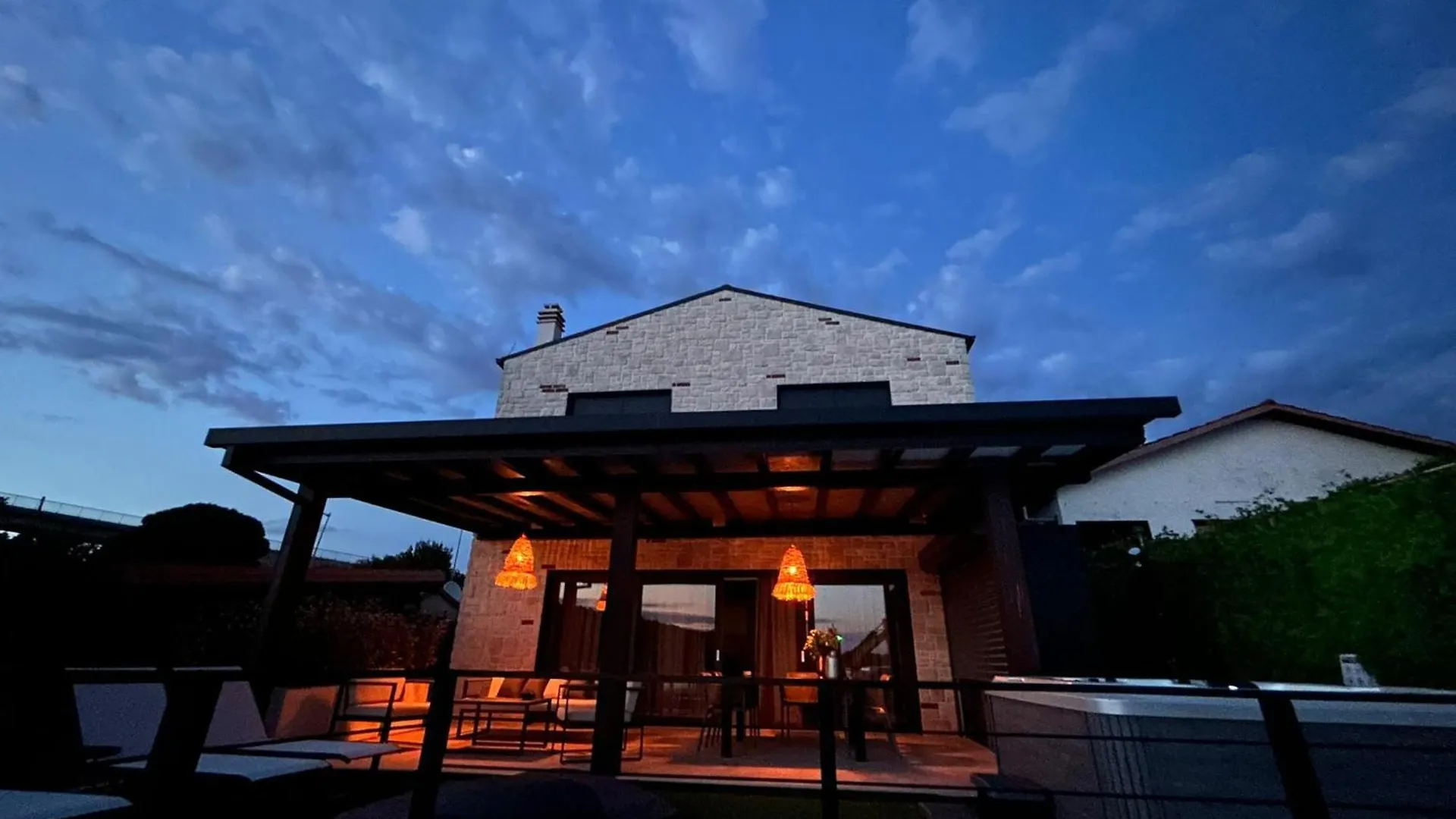 New Luxury Feel Good House By The Sea Villa Zdrelac